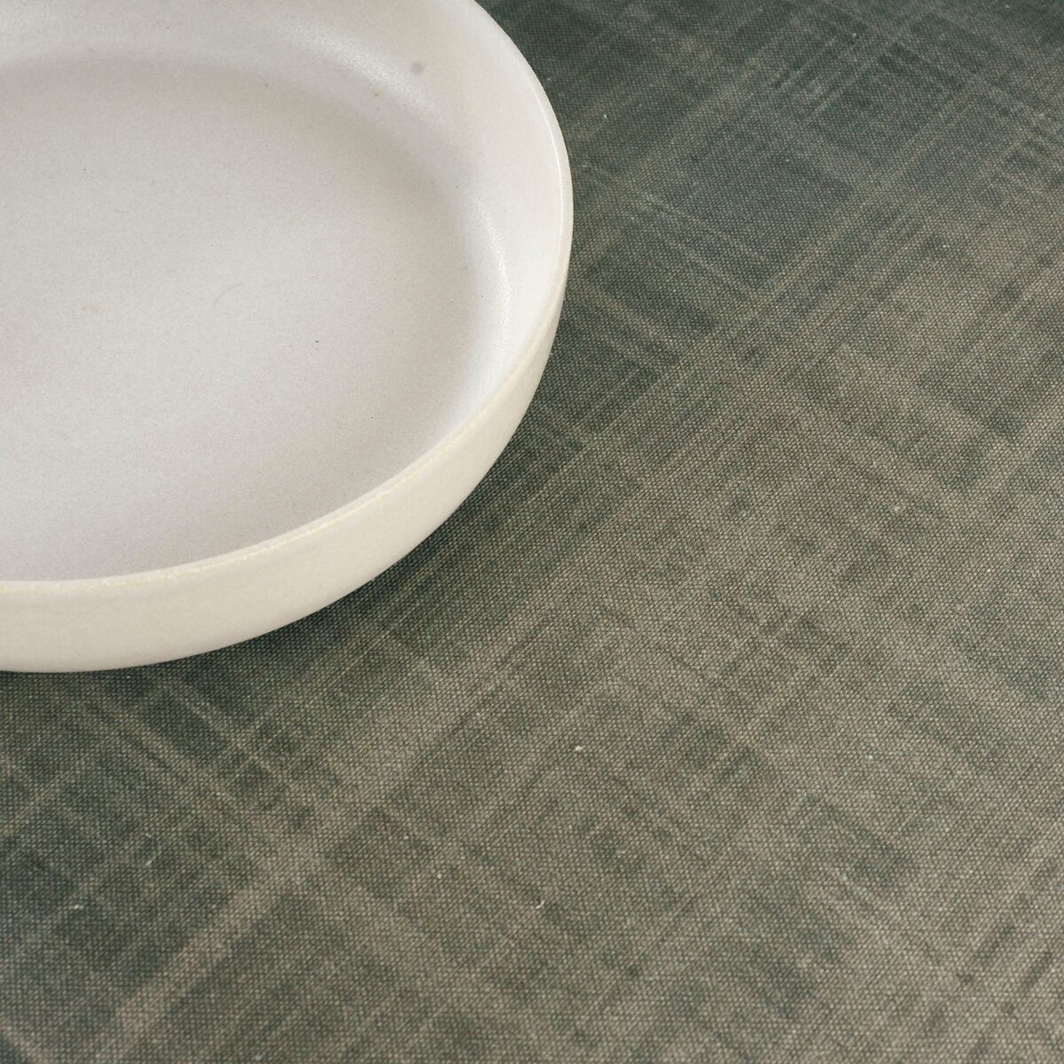 Obrus Belum Liso Taupe 155 x 155 cm